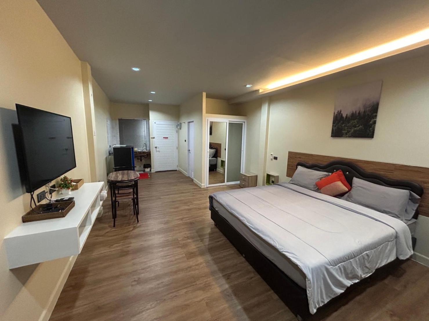 Triple J Hometel Bang Tao Beach  Zewnętrze zdjęcie